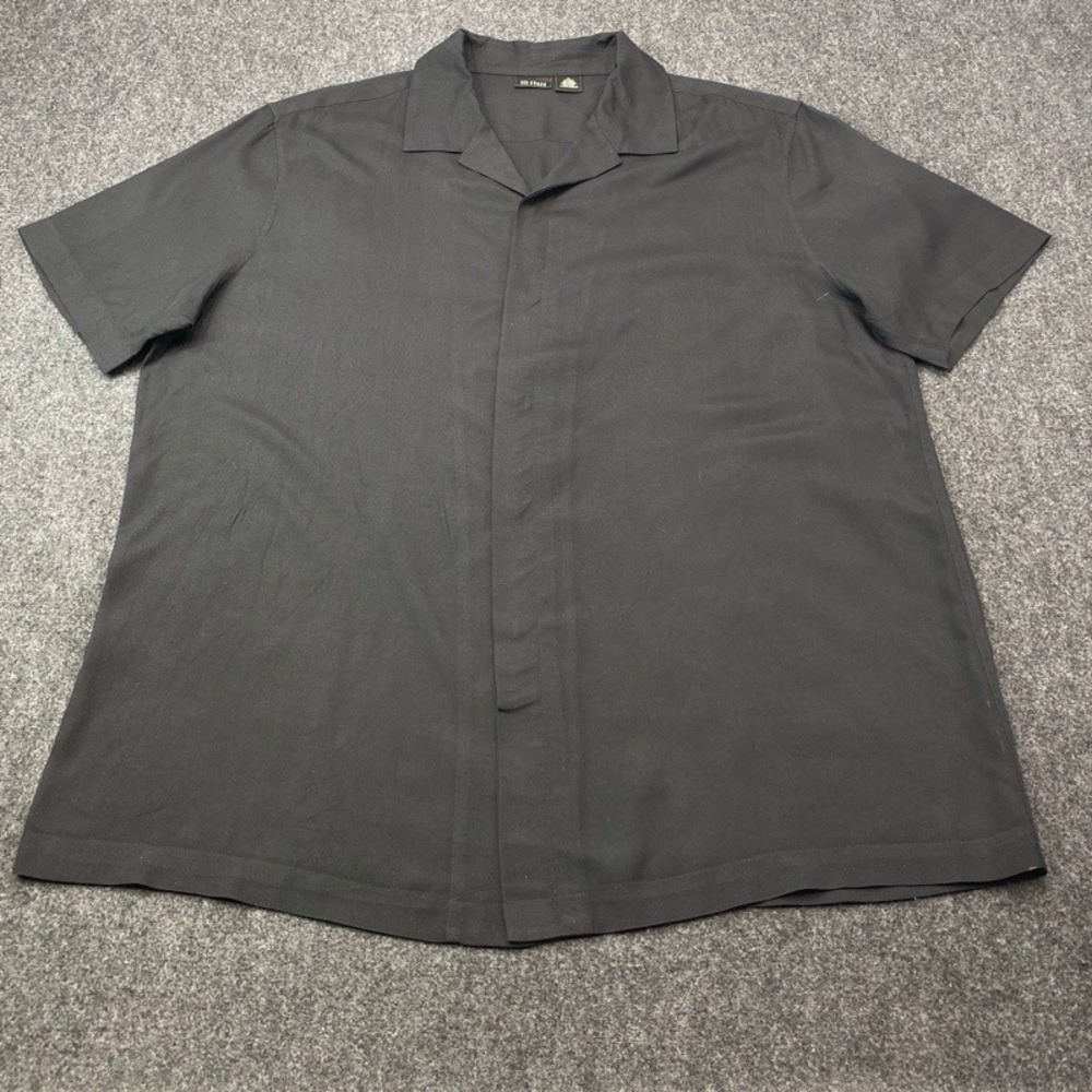 III State Button Down Shirt Men XL Black Silk Rayon Short Sleeve Camp Collar